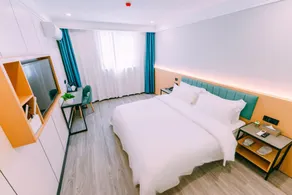 Qingmu Hotel (Nanjing Pukou Information Engineering University Subway Station Yangxin Road) - Image 2