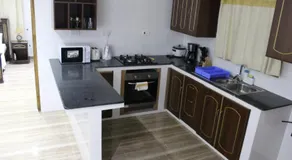 Chez Antoine Apartments - Image 4