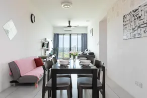 Meritus Suites - 8pax - Image 4
