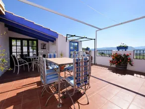 Familienfreundliches Ferienhaus mit Garten, Grill und privatem Pool - Image 2