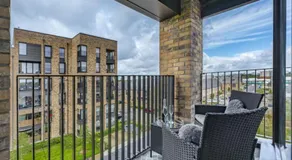 En-suite - Glasgow Riverside - Image 4