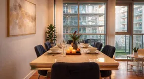 High-End Modern Two-Bedroom Apartment central - Image 3