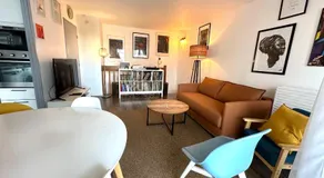 Cosy Duplex avec Parking à Paris 19 by immo kit bnb - Image 2