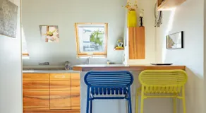 Veeve - The Parrot’s Nest - Image 3
