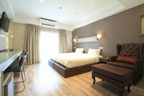 Bourbon St. Boutique Hotel - Image 2