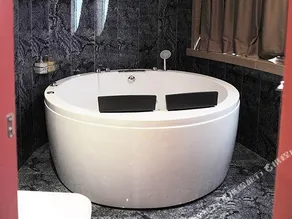 Hinho Seasons Hotel - Image 4