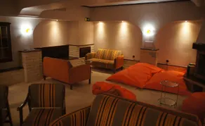 Moon Hostel Bio - Image 4