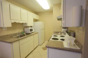 Victoria Palms Inn and Suites - Image 2