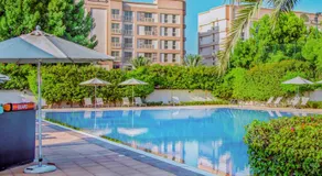 Water surrounded beautiful 2BR apartment by Rakvista - Image 2