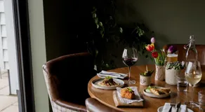 White Hart Inn - Image 4