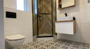 Cute house - Image 2