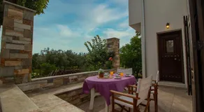 Olive View Cottage in Pelion - Image 3
