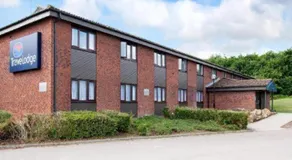 Travelodge Ipswich Stowmarket - Image 4