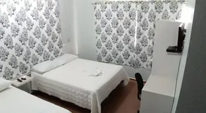 Giroto Hotel - Image 2