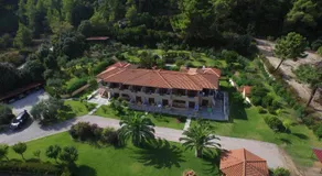 Elena Apartments & Studios - Image 3