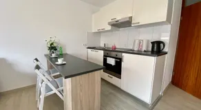 Exklusiv, modernes Apartment mit Balkon - Image 3