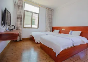 Rural Hotel Rooms - Image 3