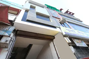 OYO 35464 Hotel Ls - Image 2