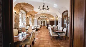 Hotel Zámek Berchtold - Image 3