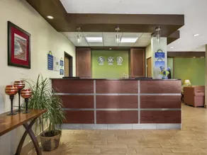 Quality Inn & Suites Benton Harbor - St Joseph - Image 3