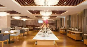 The Iris Signature Hotel and Spa - Image 5