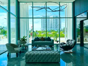 Bay Premier Suites by SSVC - Image 3