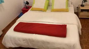 Chambre avec un lit King size - Image 2