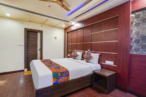 FabHotel Golden Way - Nr. Gandhi Nagar - Image 2