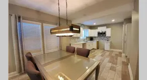 Luxury Private Home in the Heart of Niagara Falls - Image 5