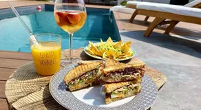 Other Garden - Luxury Bed and Breakfast - Image 2