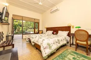 Lutyens Bungalow - Image 2