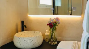 Li li et rose - Suite avec jacuzzi privatif - Image 2