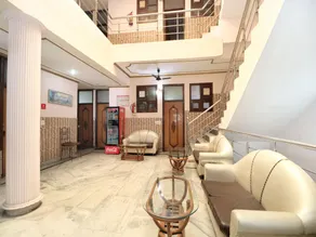 OYO 12898 Hotel Victoria Regency - Image 5
