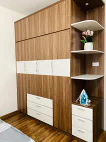 Eurowindow tower luxury apartment - Image 4