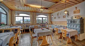 Berghof Pension und Ferienwohnungen - Image 4