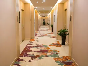GreenTree Inn Express Jiaxing Tongxiang Xiaochang Dong Road - Image 2