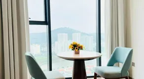 A La Carte Ha Long Bay Residence - Image 4