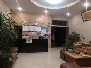 Huachen Hotel - Image 4