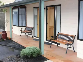 Glenalvon Lodge Motel - Image 5