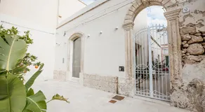 FICOPALA SUITES - Image 5
