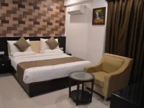 The City Grand Hotel - Image 2