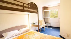 Egg Hotel Dieppe - Image 2