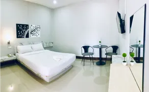 Sweet Hug Hotel - Image 2