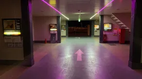 Oasis Hotel - Image 3