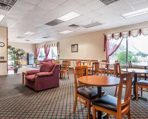 Econo Lodge Cullman South - Image 3