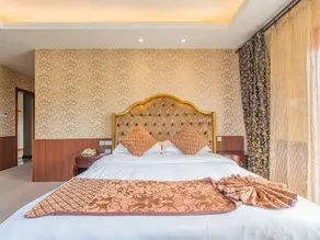 Oriental Garden Hotel - Image 2