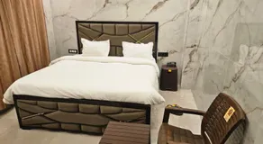 Royal Guest House - Image 5
