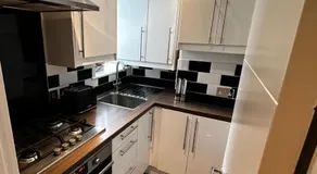 One bedroom flat in Chelsea - Image 2