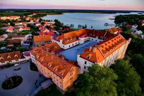 Ferienhaus mit Terrasse, direkt am See - Image 5