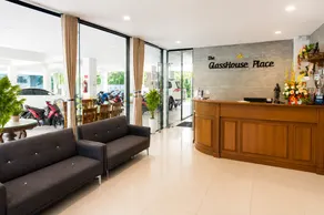 The Glasshouse place - Image 3